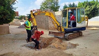 توصيل مياه الشرب بالمجان لـ 600 أسرة من الفئات الأكثر احتياجًا بالشرقية | صور