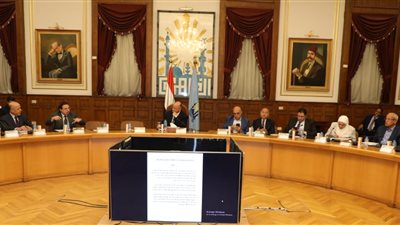 محافظ القاهرة: دراسة جدوى للوضع الاقتصادي بالمحافظة وتحفيز القطاع الخاص والمستثمرين