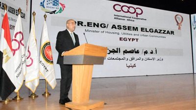 وزير الإسكان: وفرنا 1.5 مليون وحدة سكنية لمحدودي الدخل.. و250 ألف بديلة لسكان المناطق العشوائية 