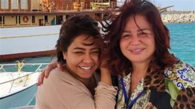 إلهام شاهين توجه رسالة لـ شيرين عبد الوهاب بعد دخولها المستشفى