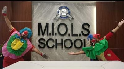 لو معملتيش معايا علاقة هسقطك.. معلم يحاول الاعتداء جنسيا على طالبة بمدرسة miols في القاهرة الجديدة