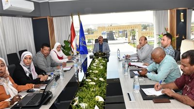 لتوفير فرص عمل.. محافظ أسوان يعلن طرح محلات ووحدات إدارية بالمولات للإيجار