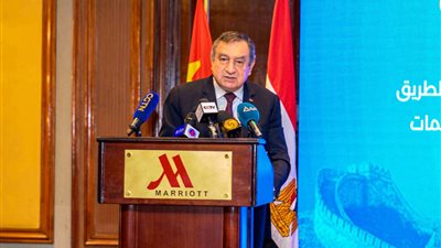 عصام شرف: العلاقات التجارية والاقتصادية تحسنت بصورة كبيرة خلال العقد السابق