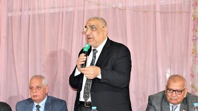 ضبط ولي أمر لتعديه على مديرة مدرسة ببني سويف 