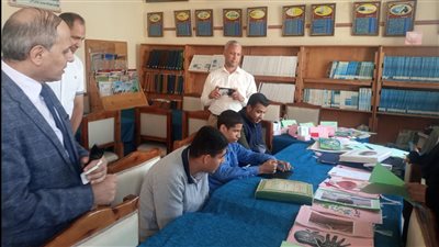 وكيل تعليم كفر الشيخ يناقش الطلاب عن التغيرات المناخية ومؤتمر شرم الشيخ