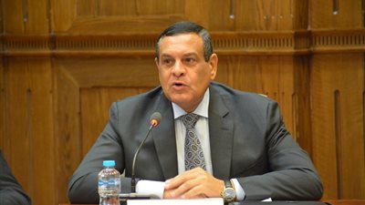 هشام آمنة: 16.3 مليار جنيه إجمالي استثمارات برنامج التنمية المحلية في قنا وسوهاج