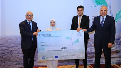 وزير التعليم يشارك في فعاليات أسبوع القاهرة الخامس للمياه | صور