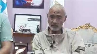 من طبيب صيدلي إلى نزيل بدار إيواء.. مسن يروي استيلاء أشقائه على ممتلكاته بالإسكندرية| بث مباشر