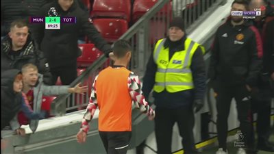 رونالدو يغادر الملعب غاضبًا في مباراة اليونايتد وتوتنهام بالبريميرليج