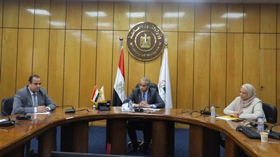 وزير القوى العاملة يوجه بوضع آليات جديدة لتفعيل دور أجهزة السلامة والصحة المهنية