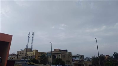 سقوط أمطار في مناطق متفرقة شمال البحر الأحمر | صور