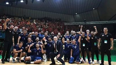 الأهلي يفوز على بنفيكا ويتأهل إلى نصف نهائي سوبر جلوب لكرة اليد 