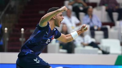 دحروج لاعب يد الأهلي يكشف طلب الجهاز الفني في مباراة بنفيكا 