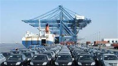 هل تنخفض أسعار السيارات بعد قرار إعفاء المغتربين من الجمارك؟