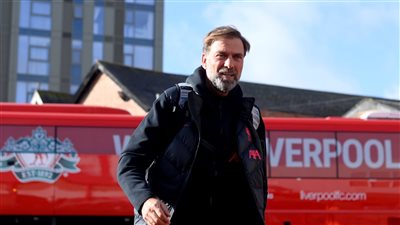 كلوب يكشف سبب غياب ألكانتارا ونونيز عن مواجهة نوتنجهام فورست