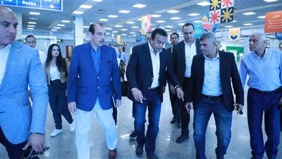 استعدادًا لمؤتمر المناخ.. وزير الصحة يتفقد الحجر الصحي بمطار شرم الشيخ الدولي