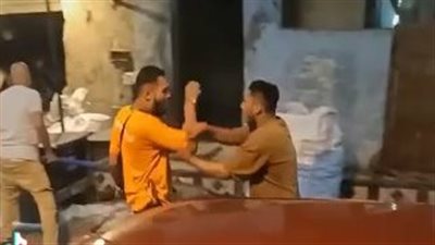 كواليس معركة بين جامعي قمامة واستورجي في مصر القديمة.. والأمن يضبط طرفيها