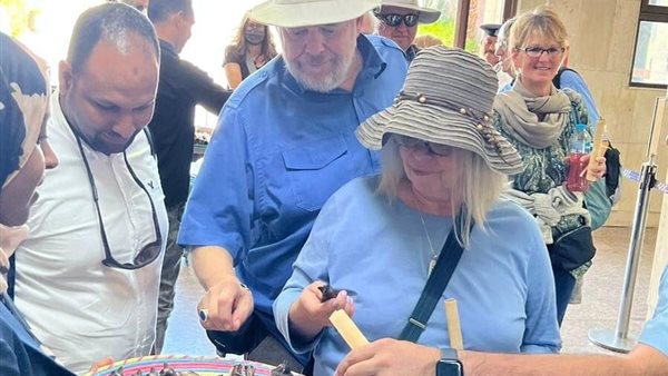 مطار أبو سمبل يحتفل