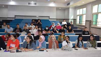 جامعة حلوان الأهلية: تكويد الطلاب المتقدمين للالتحاق بالترم الثاني.. ويجب سرعة سداد المصروفات الدراسية 