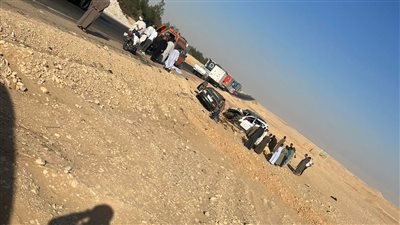 وفاة 4 أشخاص وإصابة 3 آخرين في تصادم سيارتين بالأقصر