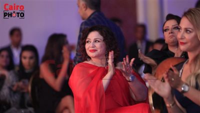 إلهام شاهين خلال تكريمها في مهرجان الفضائيات: بحب مسلسل بطلوح الروح جدا لأنه فضح الإرهابيين