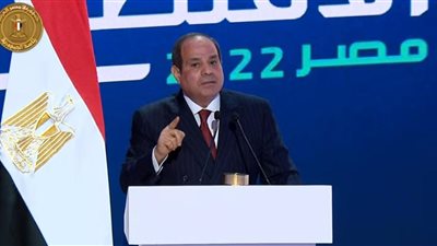 السيسي: حجم الأسِرّة بالمستشفيات يساوي 50% من الموجود في الواقع