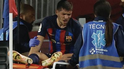 برشلونة يعلن إصابة سيرجي روبيرتو بخلع في الكتف