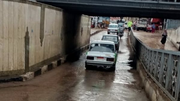 سقوط أمطار غزيرة