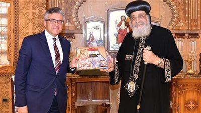 البابا تواضروس الثاني يستقبل قنصل مصر الجديد في مونتريال
