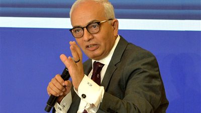 التعليم تعلن مواعيد حضور المرشحين لامتحانات الدبلومات الفنية 2023 