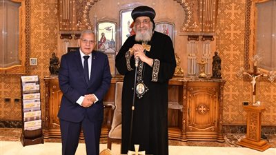 كتاب جديد.. البابا تواضروس الثاني يقدم رؤيته الوطنية لـ أصعب 10 سنوات في تاريخ مصر 