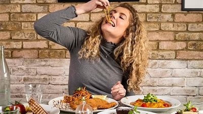 نصائح للتعافي من الإفراط في الطعام .. تعرف على التفاصيل 