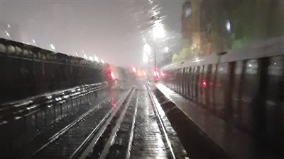 مترو الأنفاق تصدر تعليمات بتخفيض سرعة القطارات بسبب الأحوال الجوية