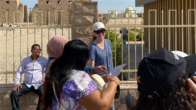 الأقصر ترصد ظاهرة الكسوف الجزئي للشمس من معابد الكرنك