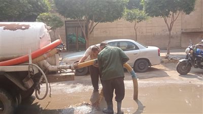 الجيزة: رفع آثار الأمطار وتمهيد الطرق لتحسين حركة سير المواطنين