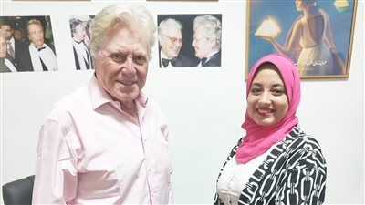 حسين فهمي: ميزانية الدورة 44 لـ مهرجان القاهرة 40 مليون جنيه.. ولا تشغلني المقارنة مع محمد حفظي | حوار 