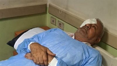 فقد إحدى عينيه.. حداد بشركة مفكو حلوان للآثاث يطالب صاحب العمل بصرف تعويض إصابة