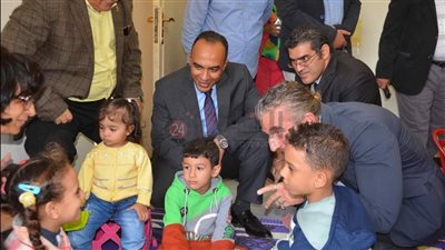 نائب محافظ المنيا وسفير الأمم المتحدة يشاركان الأطفال فعاليات مبادرة صحتهم مستقبلهم
