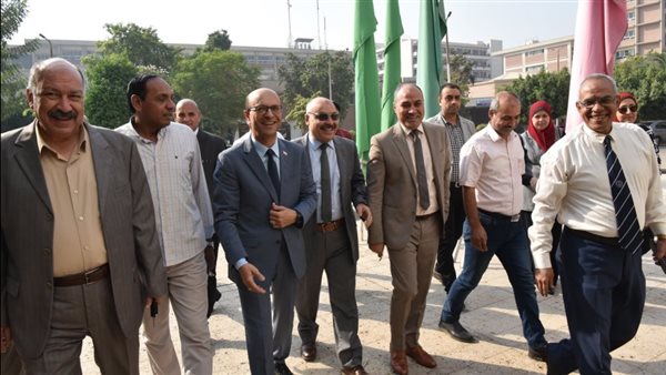 رئيس جامعة أسيوط