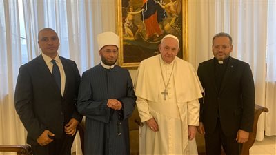 البابا فرنسيس يستقبل الشيخ أسامة الأزهري