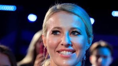 القبض على ابنة بوتين الروحية في ليتوانيا بعد هجوم الشرطة الروسية على منزلها