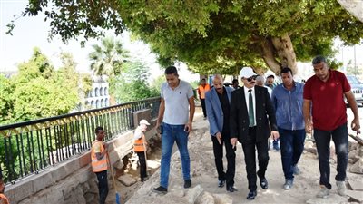 محافظ أسوان يتفقد مشروع ممشى أهل مصر وتطوير منطقة الطابية وإنشاء ساحات انتظار