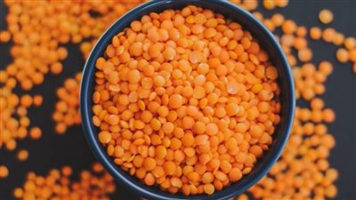 أمر طبيعي.. الغرفة التجارية تعلق على ارتفاع سعر العدس ووصوله إلى 65 جنيهًا | بث مباشر