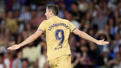 ليفاندوفسكي يمنح برشلونة 3 نقاط مهمة أمام فالنسيا في الدوري الإسباني
