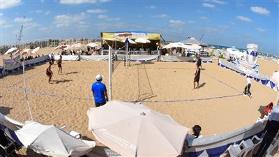 محافظ الإسكندرية يشهد نهائي الجمهورية لدوري الكرة الطائرة الشاطئية