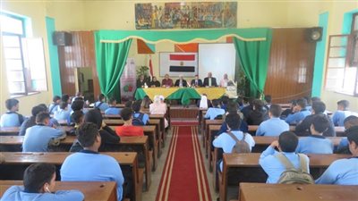 الداخلية توجه عدة حملات بعدد من مدارس الجمهورية لتوعية الشباب بمخاطر تعاطي المواد المخدرة 