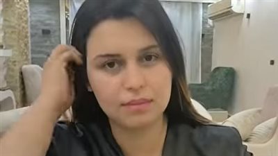 نشر صوري وفضحني.. سيدة تروي كواليس حبس دجال شهر بها على الفيسبوك|فيديو