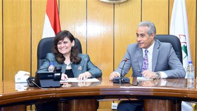 القوى العاملة: نحرص على رعاية المصريين العاملين بالخارج.. وتوفير تدريب مهني بالقرى المصدرة للهجرة غير الشرعية