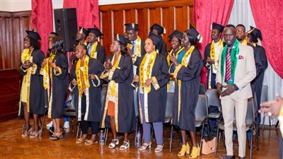 الكنيسة الأسقفية تحتفل بتخريج 21 طالبًا سودانيًا من الجامعات المصرية