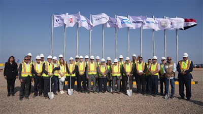 وزير الكهرباء يشهد إطلاق إشارة البدء بمشروع تطوير وإنشاء مزرعة رياح بقدرة 500 ميجاوات برأس غارب